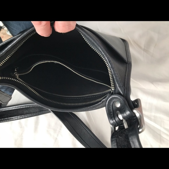 Coach black leather crossbody vintage bag purse - Picture 6 of 7